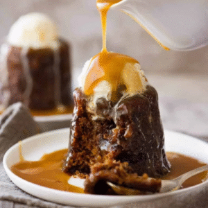 STICKY DATE PUDDING